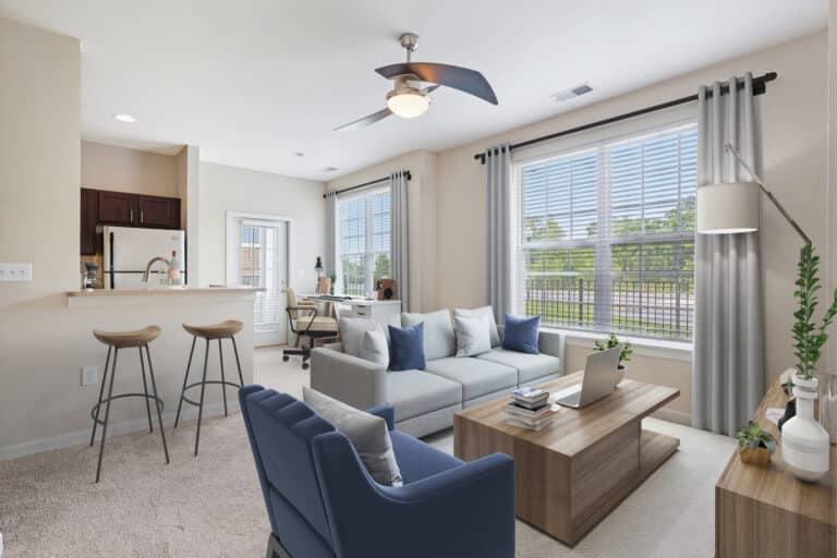 34Austin-Springs-Apartments living3